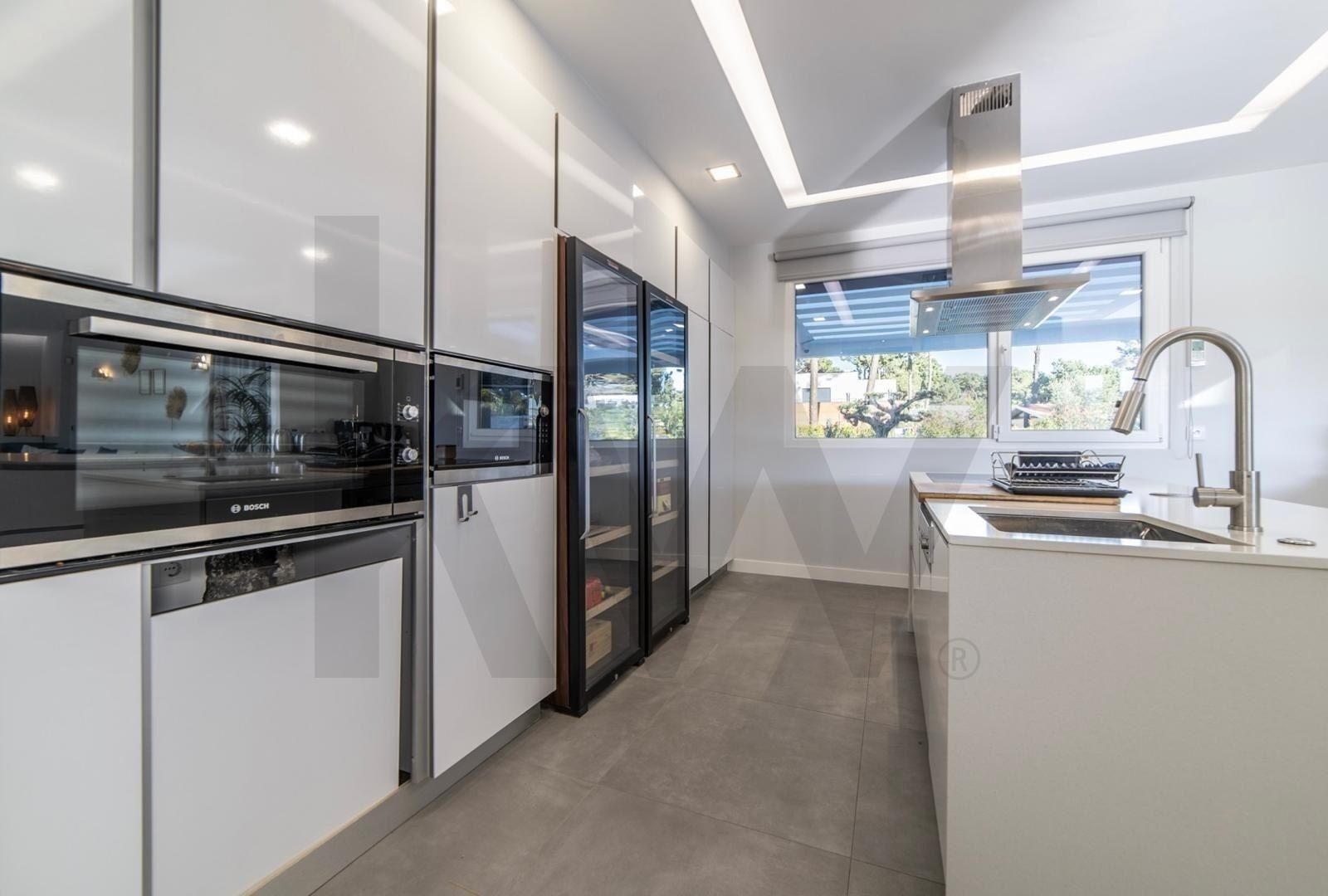 Moradia T5+ à Venda em Almada - Setúbal - Portugal - 8