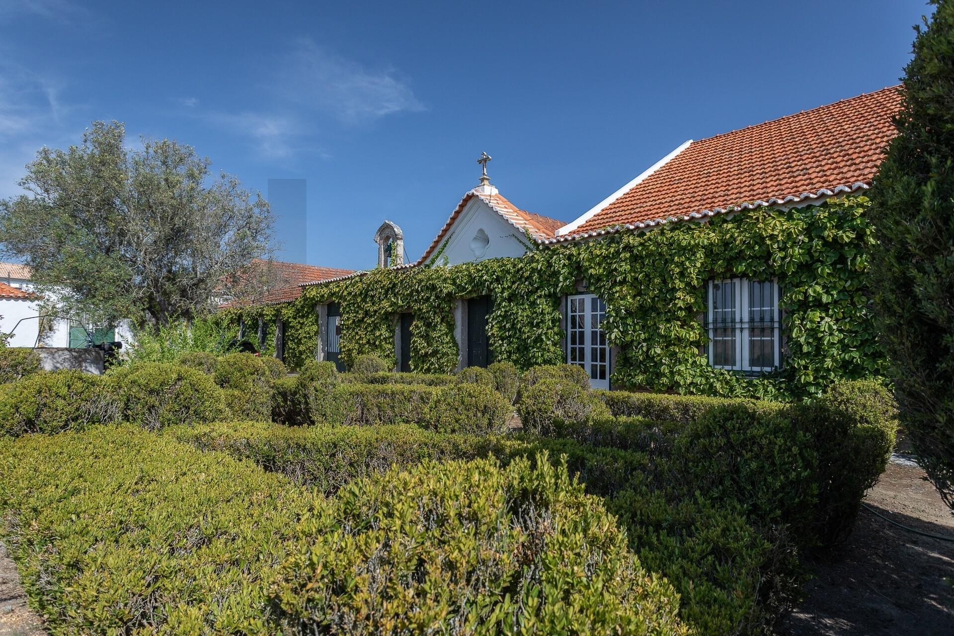 Moradia T5+ à Venda em Almada - Setúbal - Portugal - 6