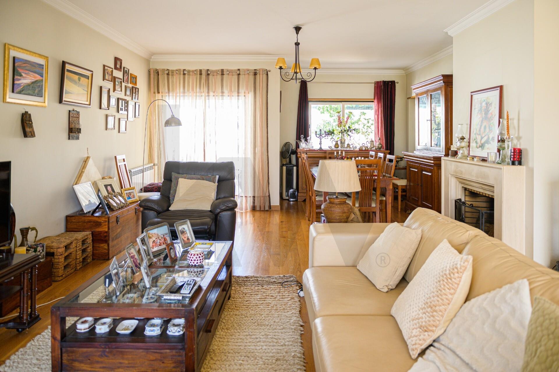 Moradia T5+ à Venda em Carcavelos - Lisboa - Portugal - 7