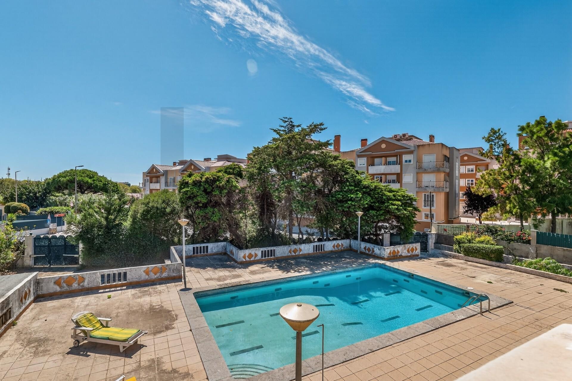 Moradia T5+ à Venda em Carcavelos - Lisboa - Portugal - 3