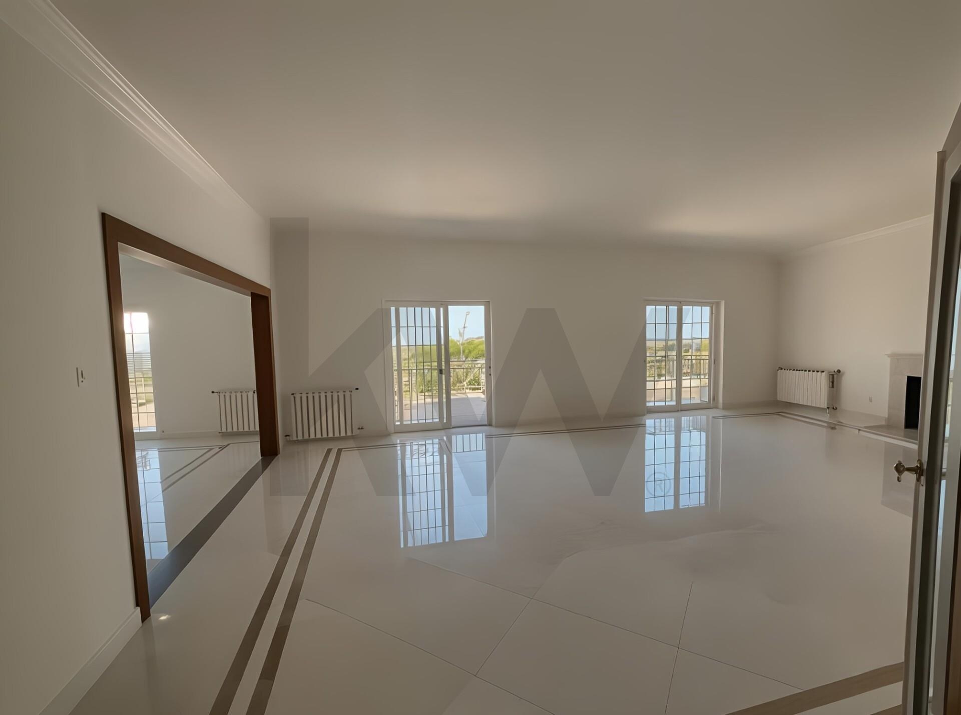 Moradia T5+ à Venda em Cascais - Lisboa - Portugal - 4