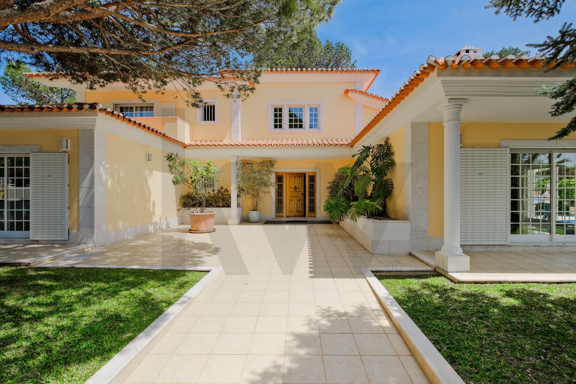 Moradia T5+ à Venda em Cascais - Lisboa - Portugal - 2