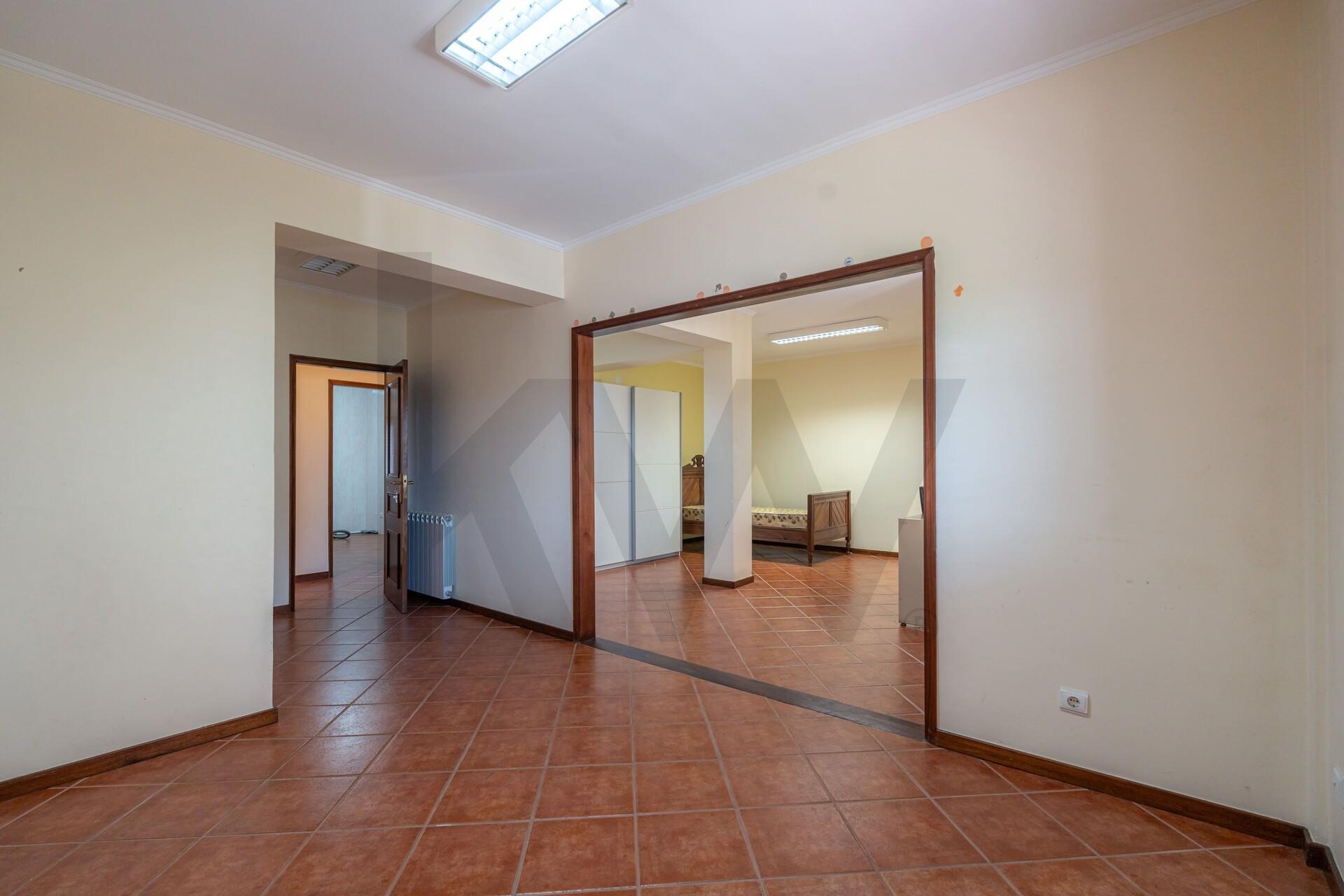 Moradia T5+ à Venda em Coimbra - Coimbra - Portugal - 3