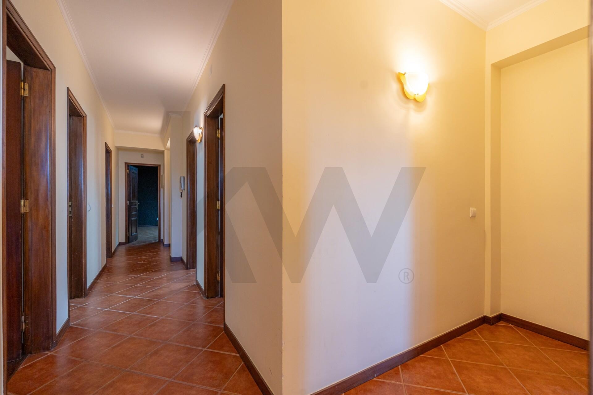 Moradia T5+ à Venda em Coimbra - Coimbra - Portugal - 6