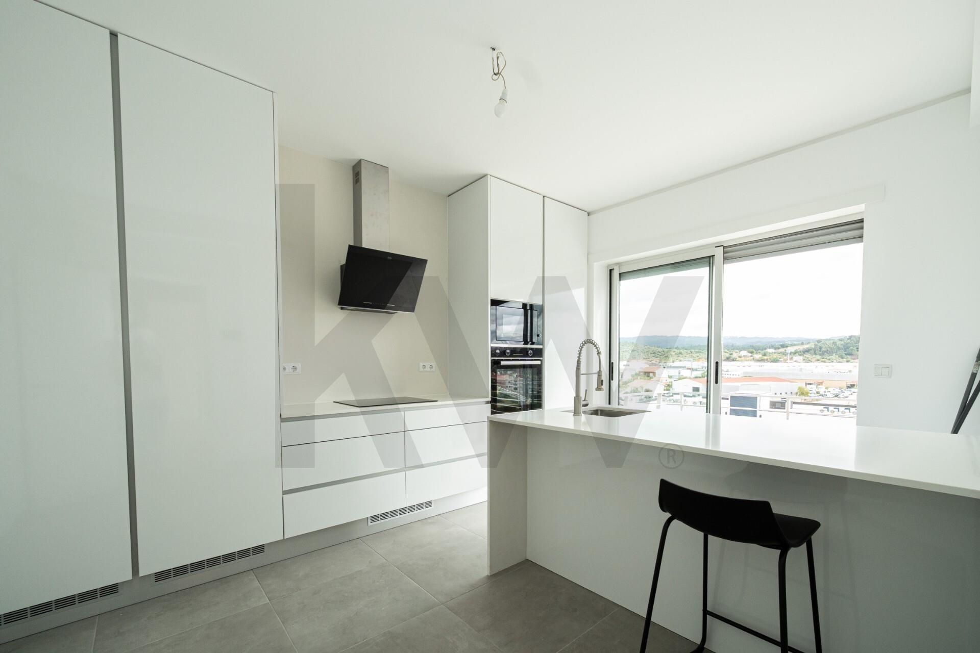 Moradia T5+ à Venda em Coimbra - Coimbra - Portugal - 5