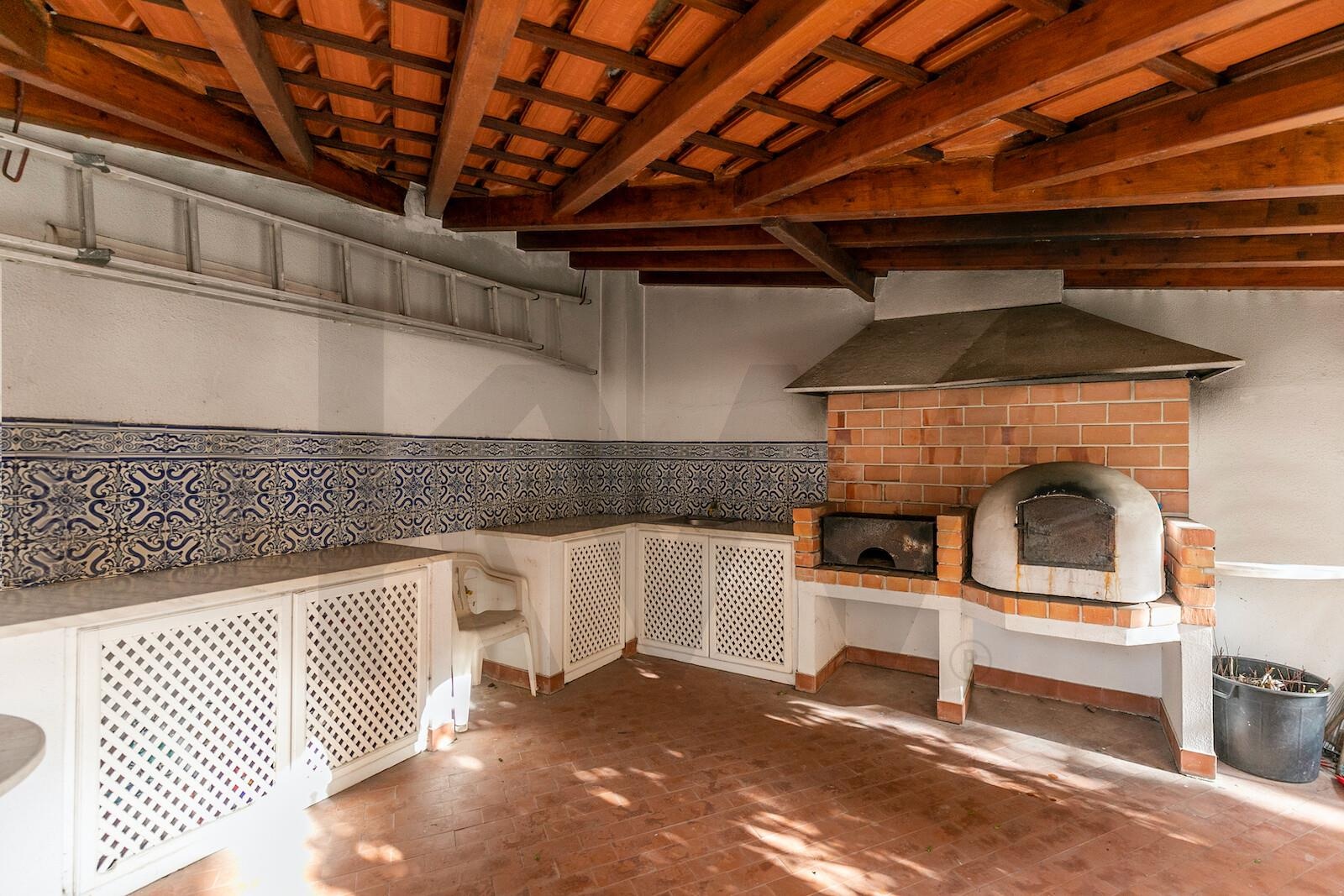 Moradia T5+ à Venda em Mem Martins - Lisboa - Portugal - 6