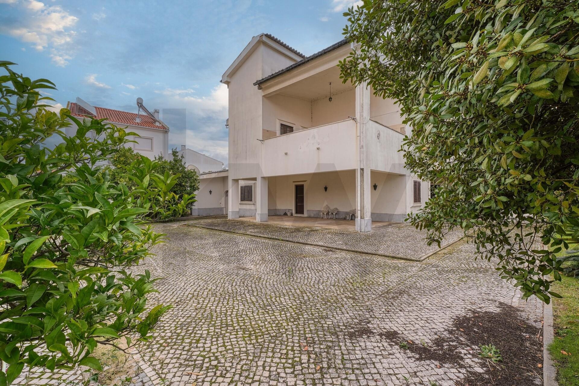 Moradia T5+ à Venda em Montijo - Setúbal - Portugal - 2