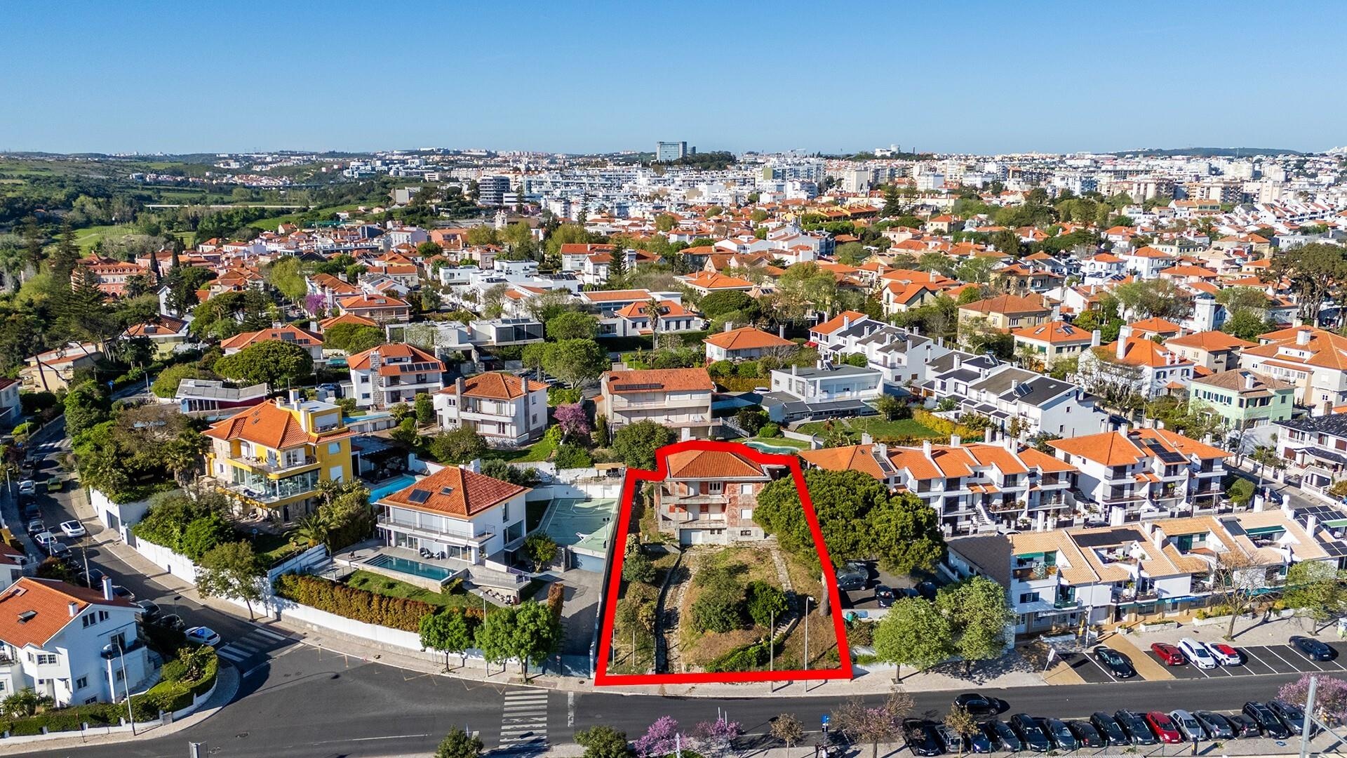 Moradia T5 à Venda em Oeiras - Lisboa - Portugal - 2