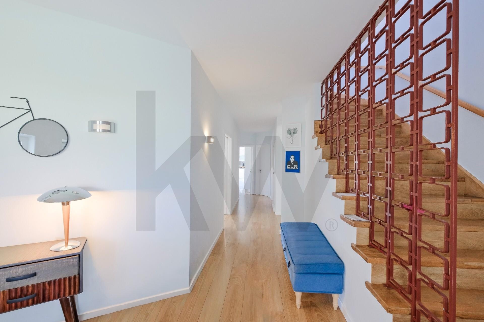 Moradia T5+ à Venda em Parede - Lisboa - Portugal - 5