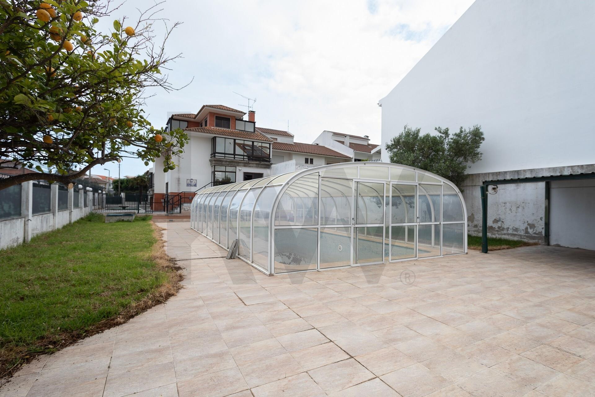 Moradia T5+ à Venda em Parede - Lisboa - Portugal - 4