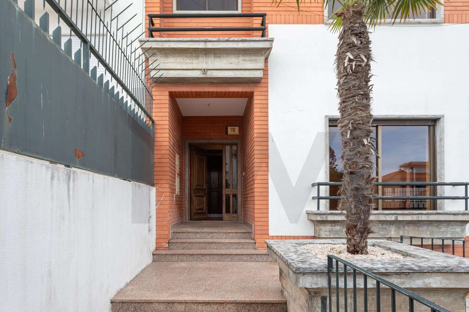 Moradia T5+ à Venda em Parede - Lisboa - Portugal - 7