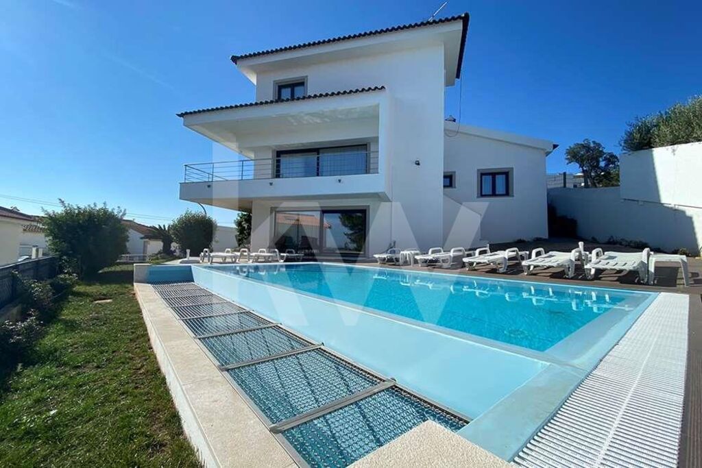 Moradia T5+ à Venda em Setúbal - Portugal - 1