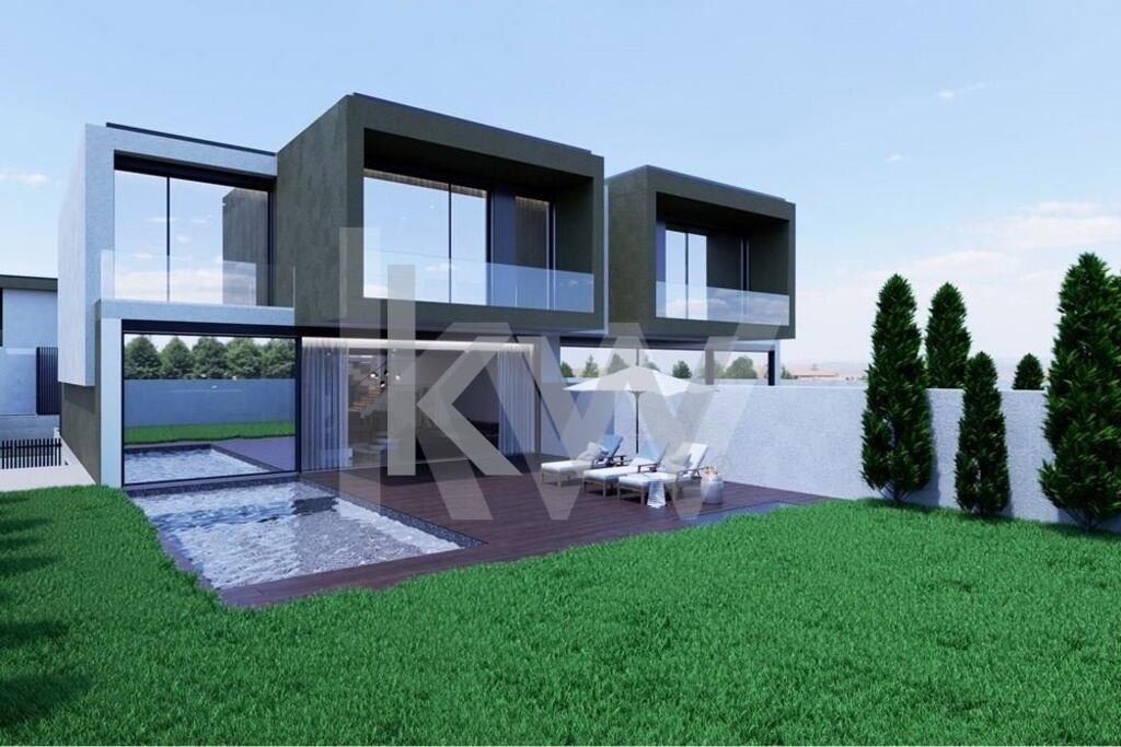 Moradia T5+ na Planta à Venda em Estoril - Lisboa - Portugal - 2