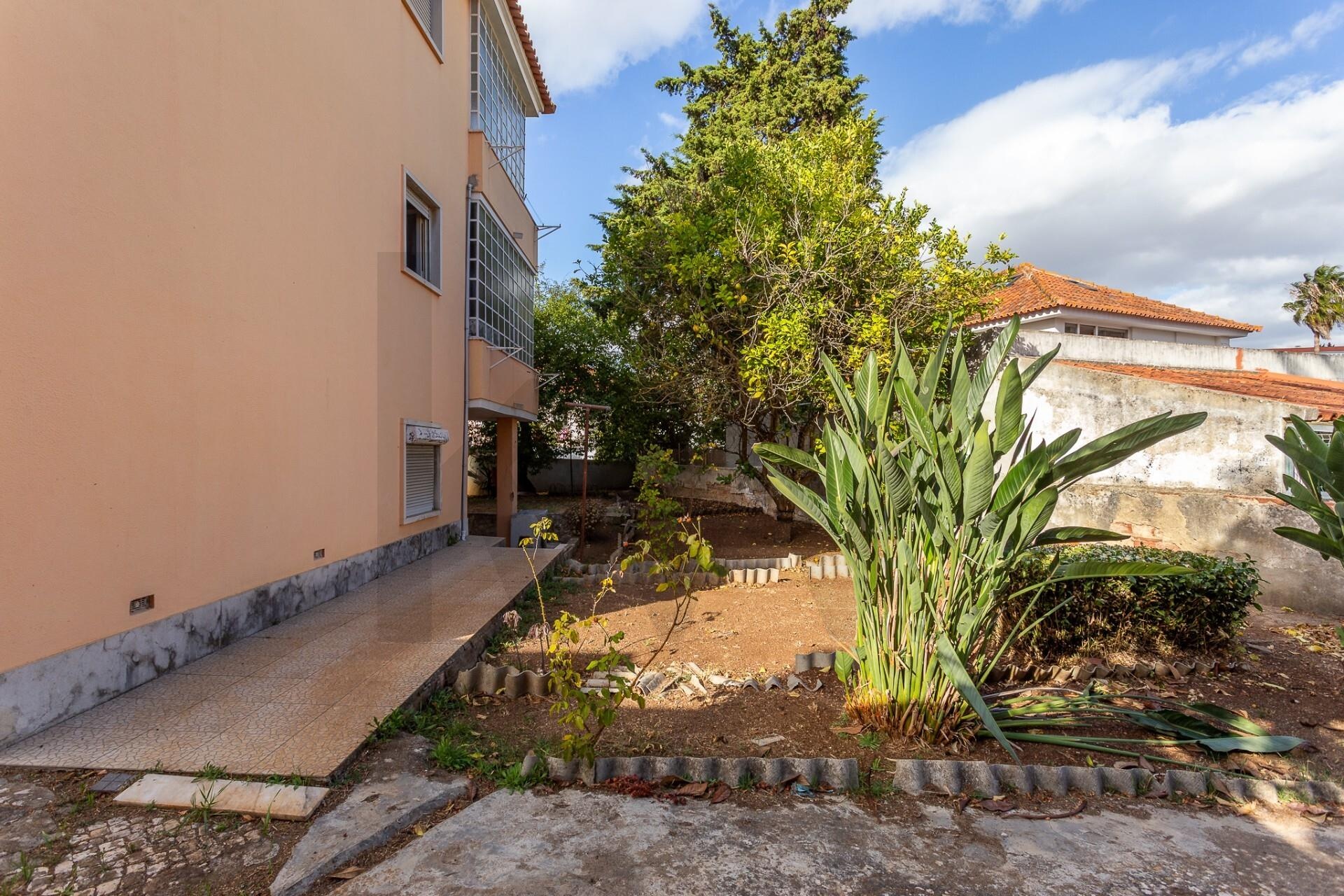 Moradia T6 à Venda em Oeiras - Lisboa - Portugal - 5