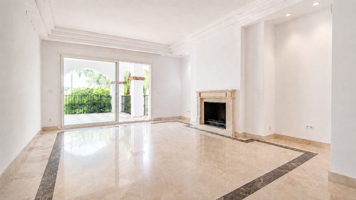 Penthouse com 3 Quartos à Venda em Benahavís - Costa del Sol - 8