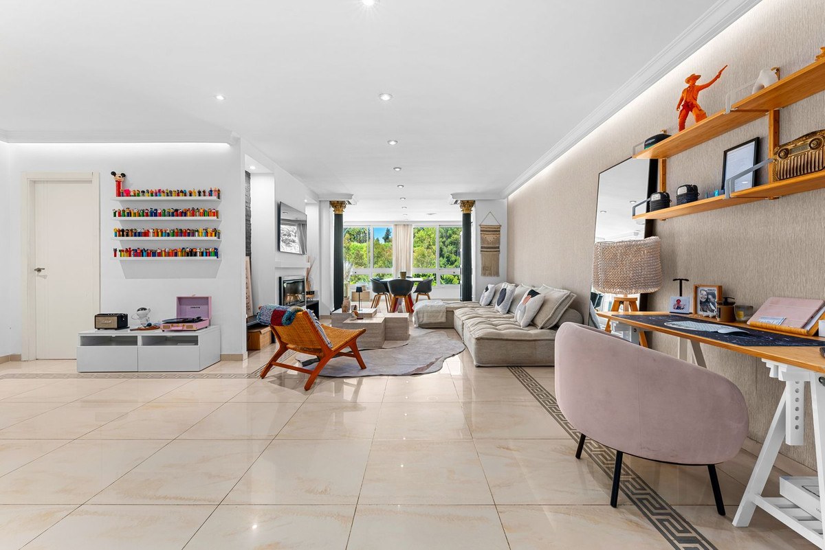 Penthouse com 3 Quartos à Venda em Benahavís - Costa del Sol - 2