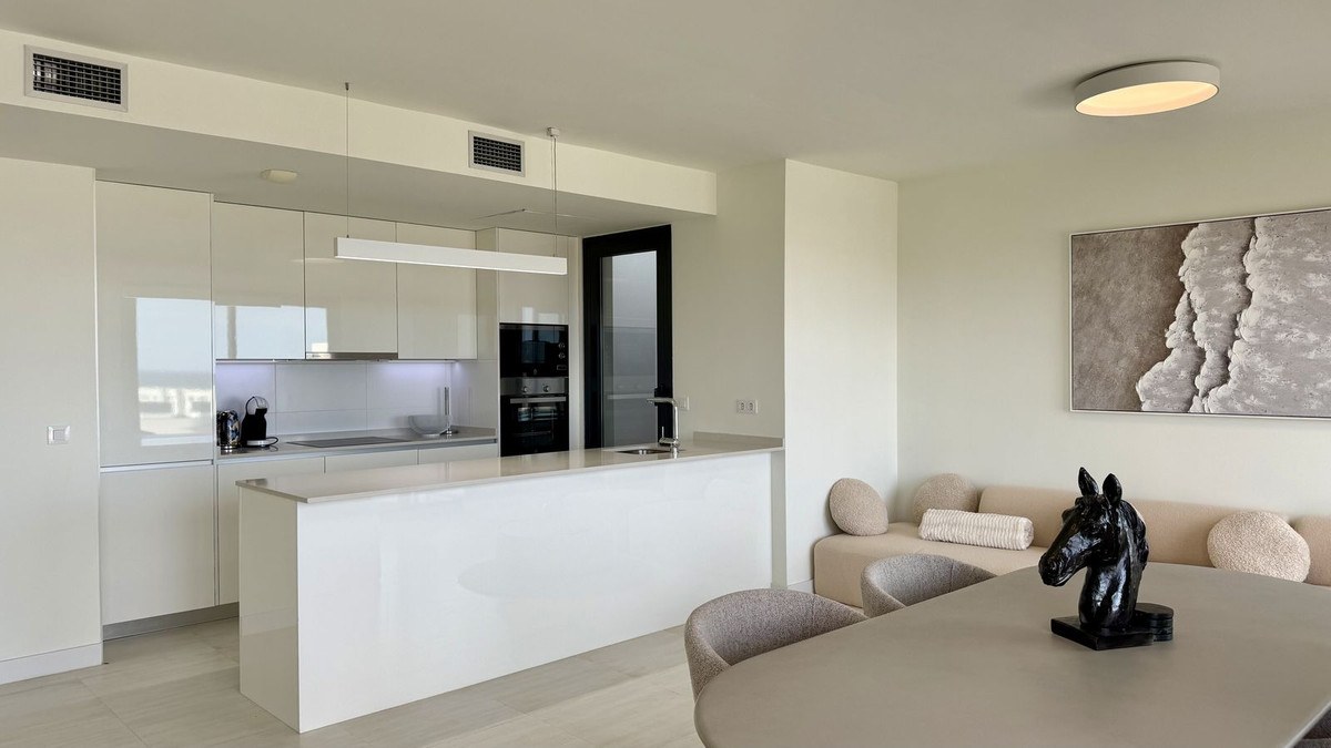 Penthouse com 3 Quartos à Venda em Estepona - Costa del Sol - 2
