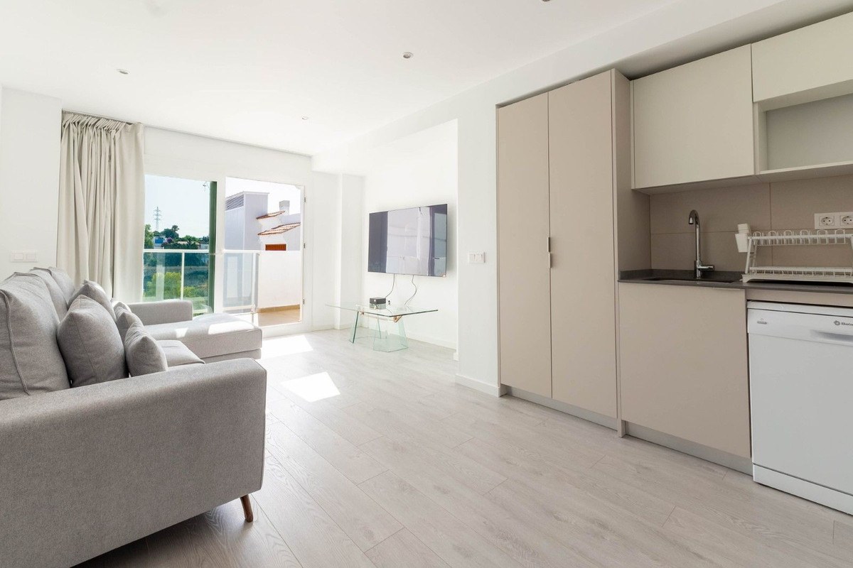 Ático de 4 Dormitorios en Venta en Fuengirola, Costa del Sol - 3
