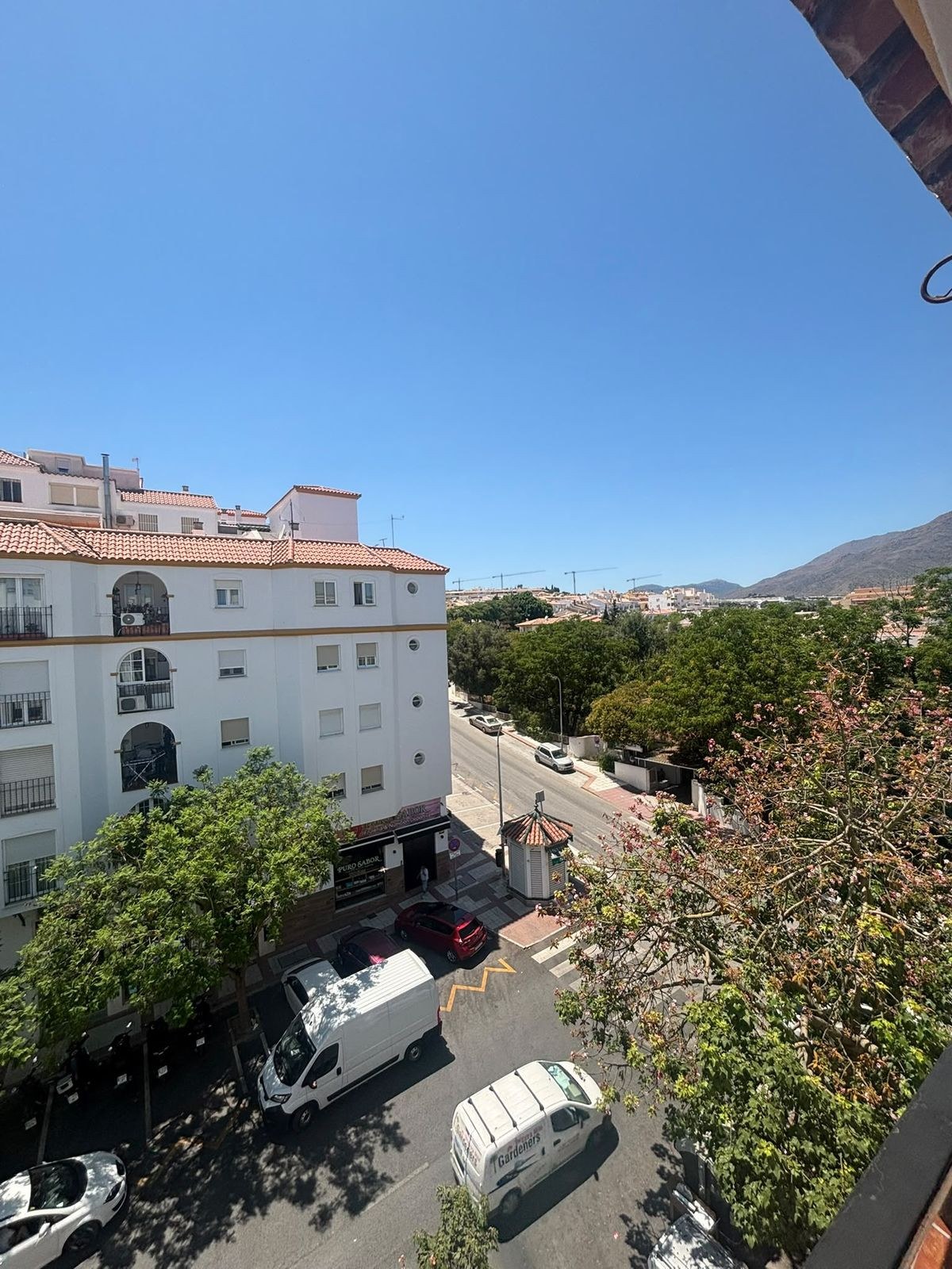 Penthouse com 5 Quartos à Venda em Estepona - Costa del Sol - 3