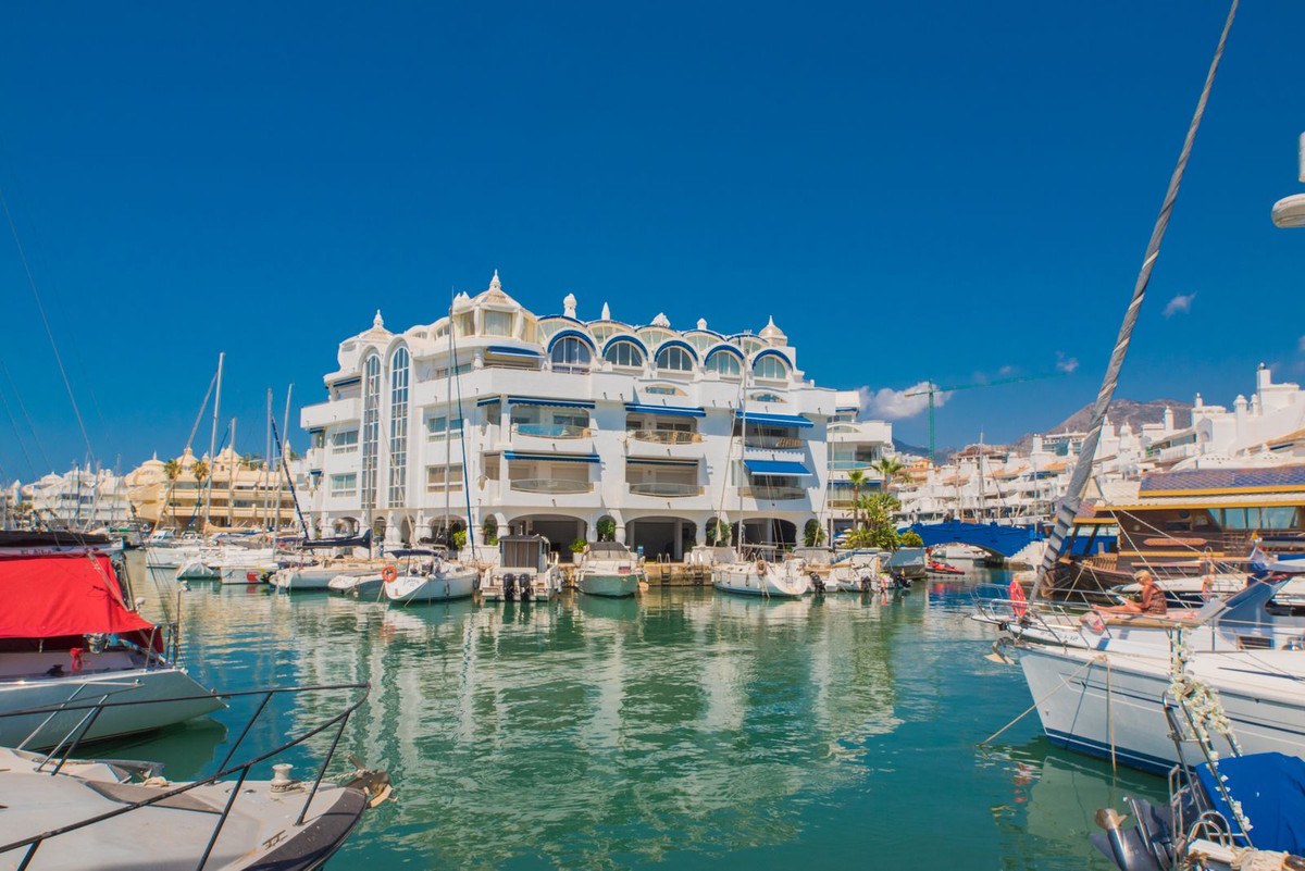 Penthouse de 9 Chambres à Vendre à Benalmádena, Costa del Sol - 1