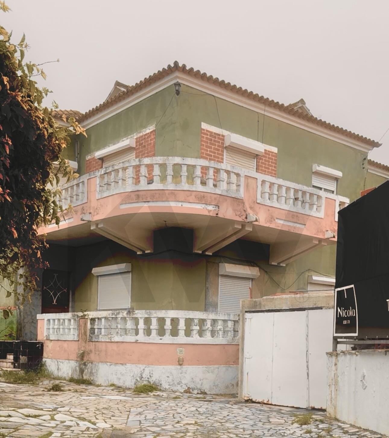 Prédio à Venda em Alcabideche - Lisboa - Portugal - 1