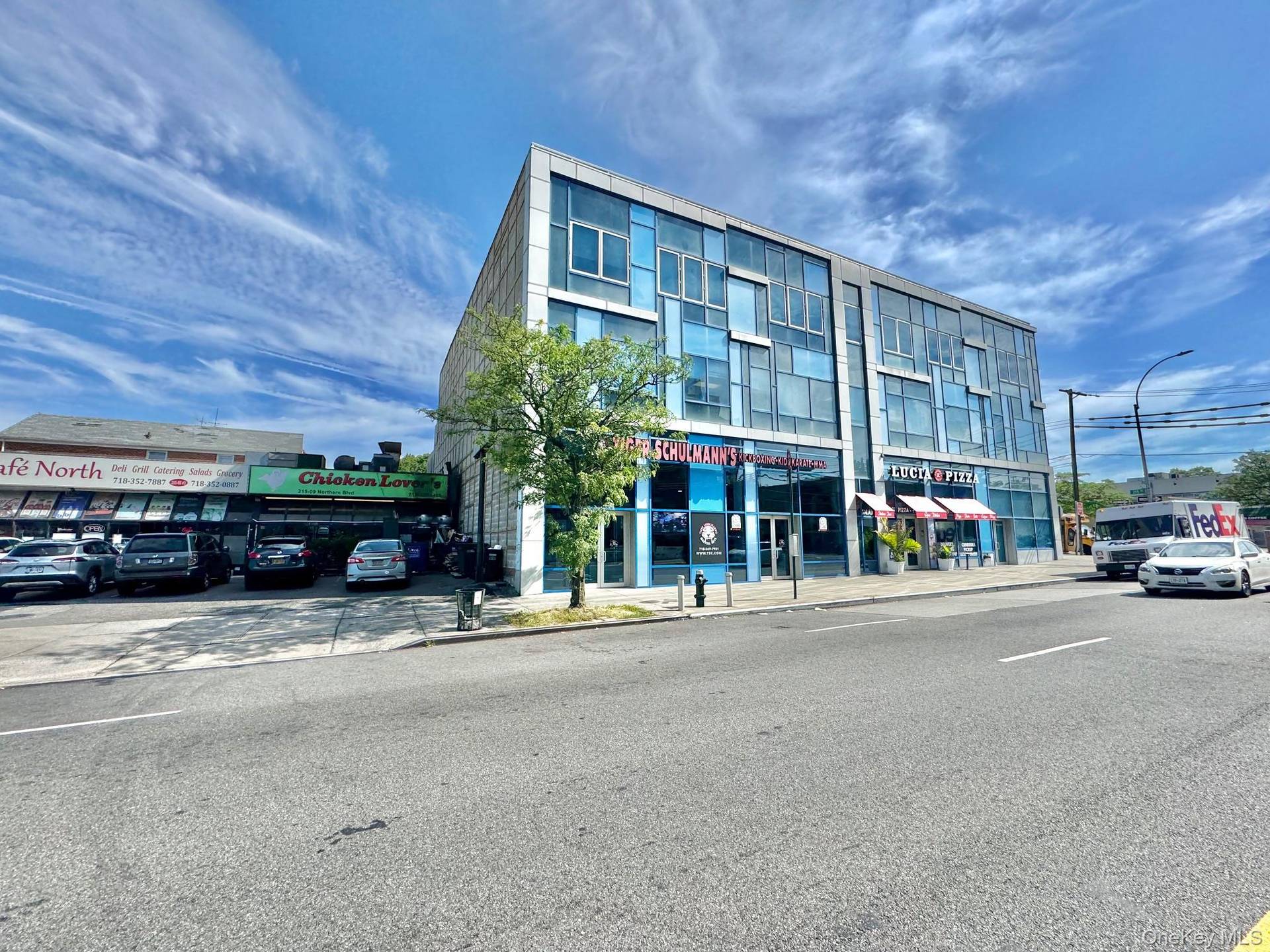 Building for Sale in Bayside, NY, USA - 4