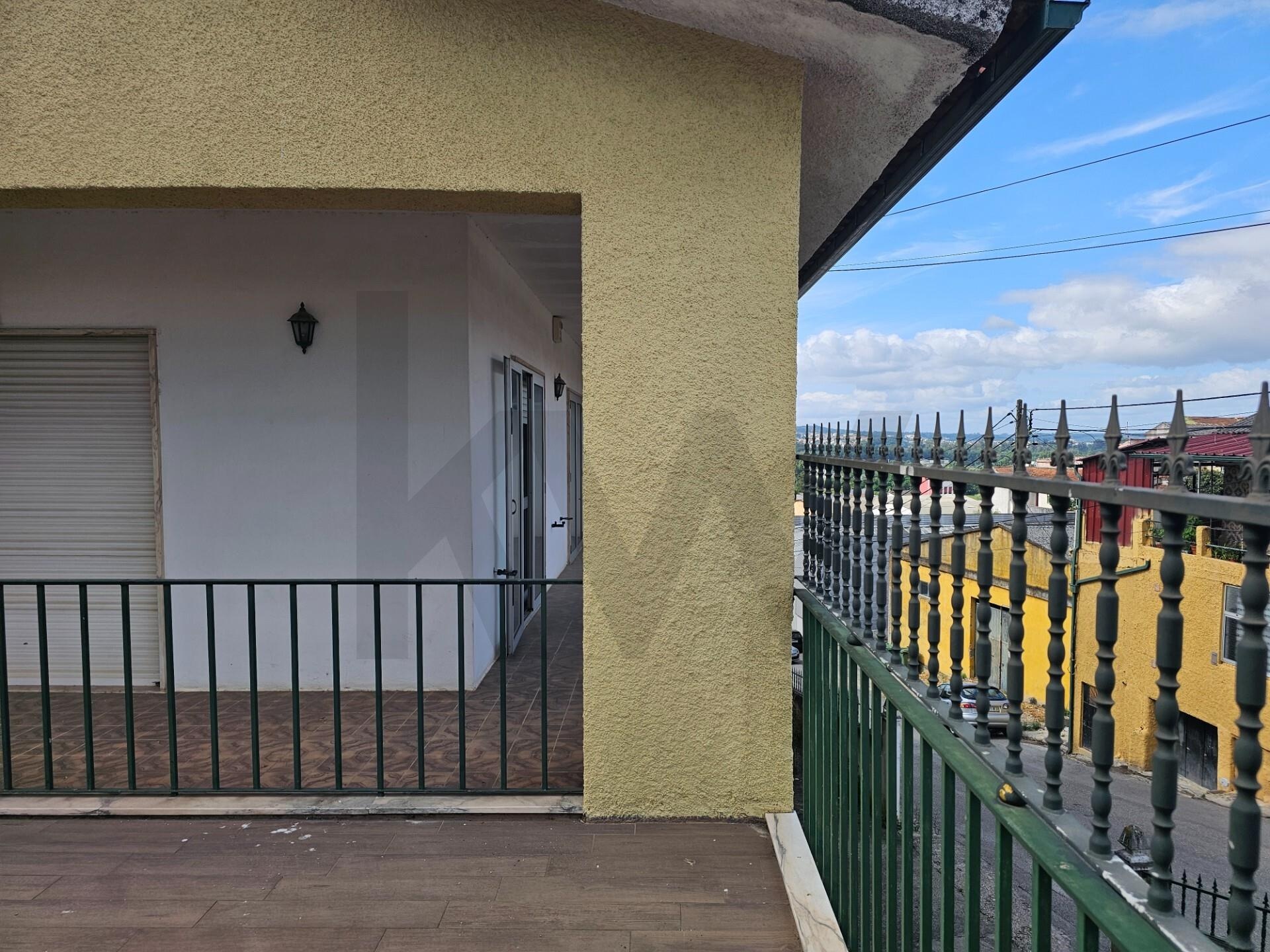 Prédio à Venda em Coimbra - Coimbra - Portugal - 2
