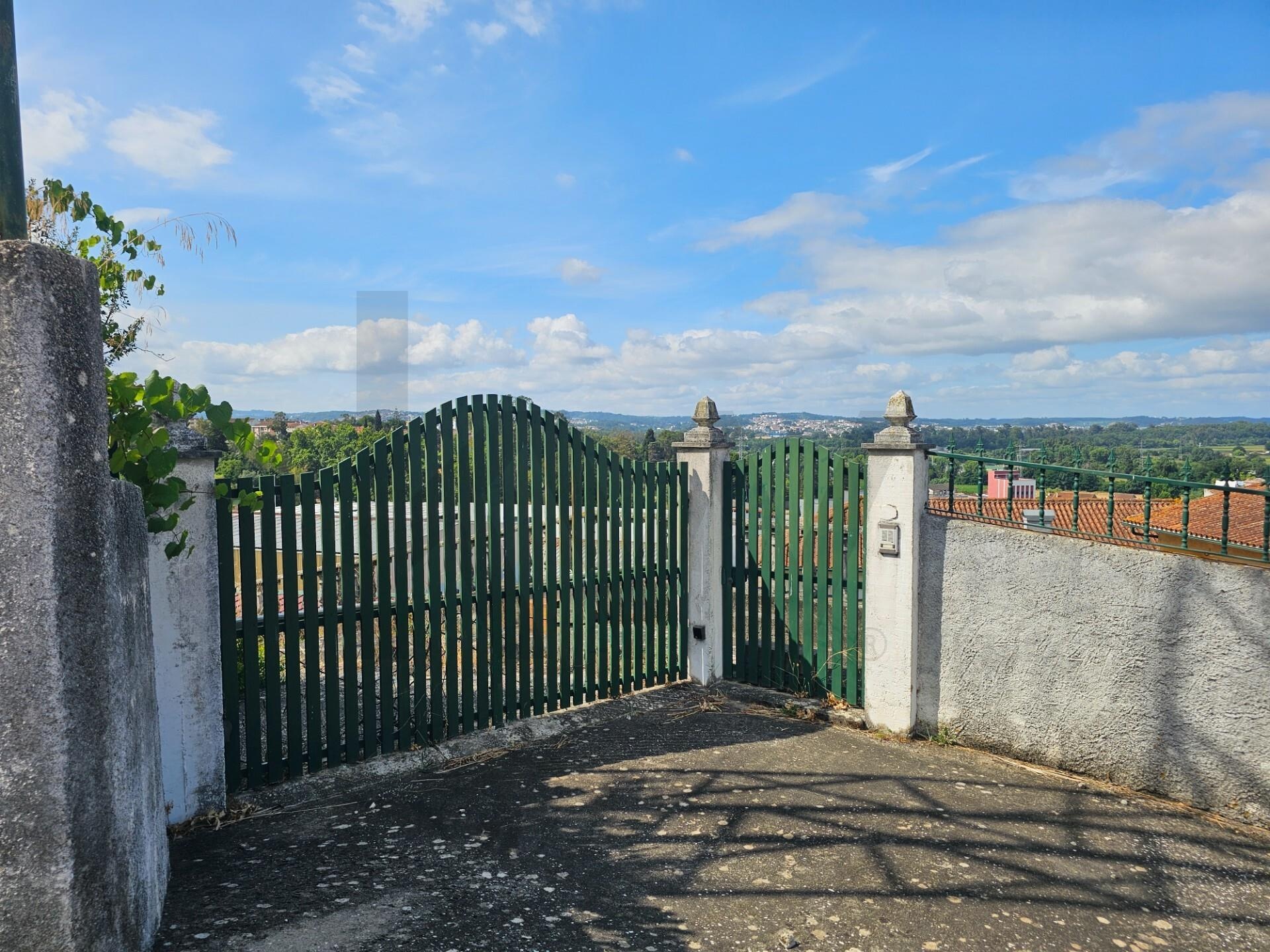 Prédio à Venda em Coimbra - Coimbra - Portugal - 4