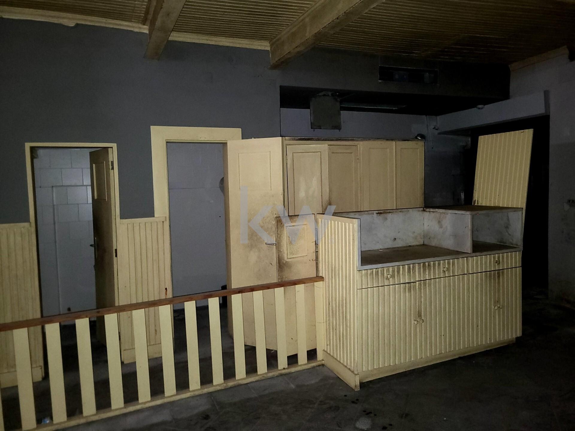 Prédio à Venda em Coimbra - Coimbra - Portugal - 6