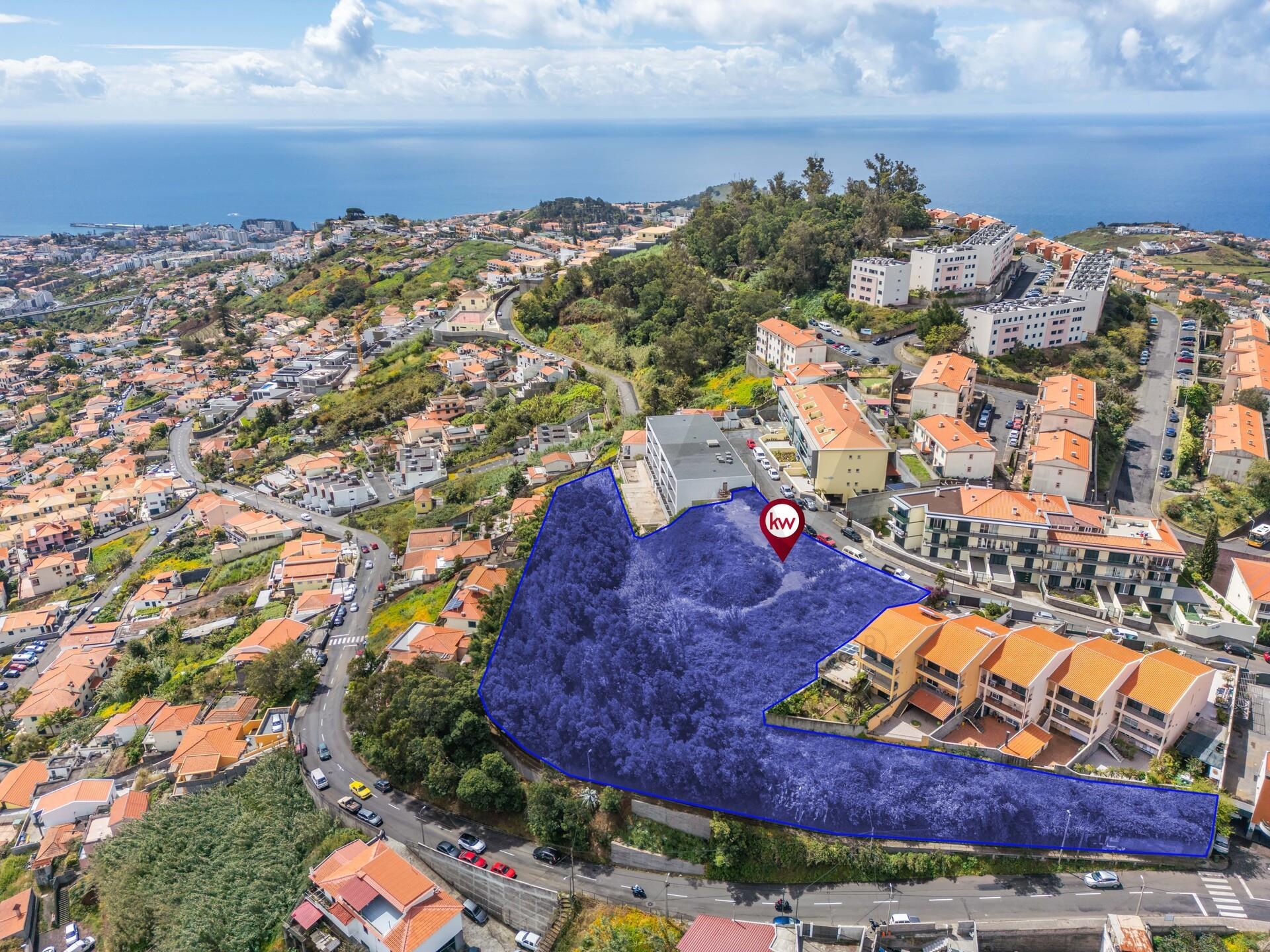 Building for Sale in Funchal - Madeira Island - Portugal - 2