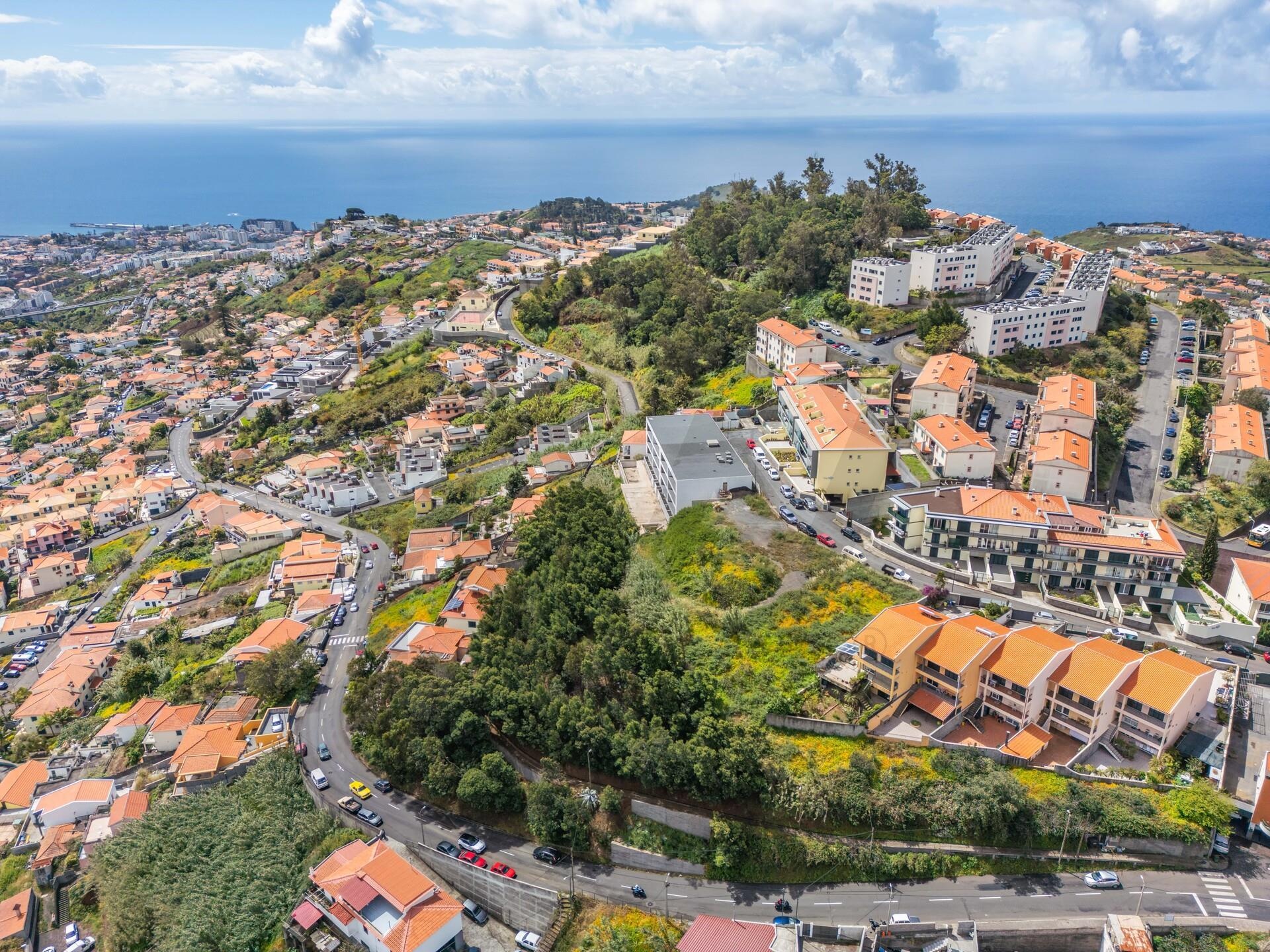 Building for Sale in Funchal - Madeira Island - Portugal - 3