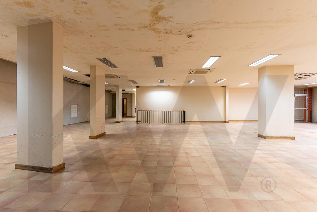 Building for Sale in Funchal - Madeira Island - Portugal - 4