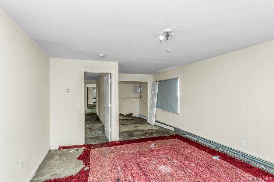 Edificio en Venta en Glen Head - Nueva York - EE. UU. - 3