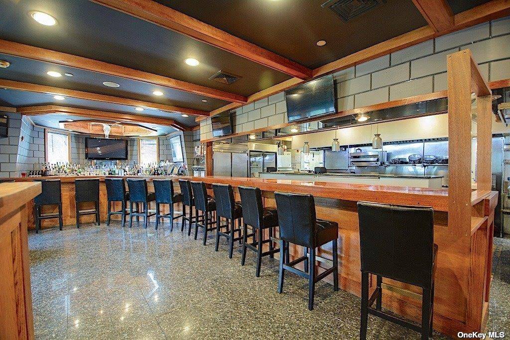 Edificio en Venta en Hampton Bays - Nueva York - EE. UU. - 7