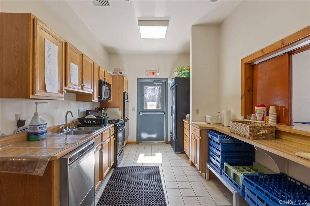 Edificio en Venta en Hyde Park - Nueva York - EE. UU. - 5