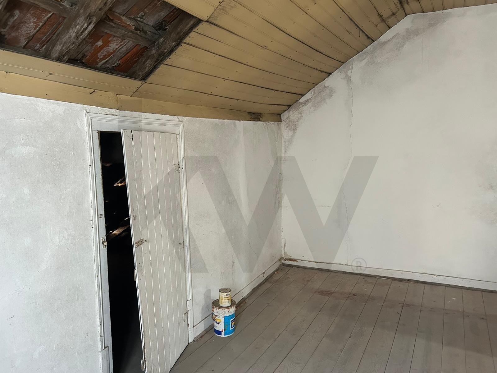 Prédio  à Venda em Montijo - Setúbal - Portugal - 4
