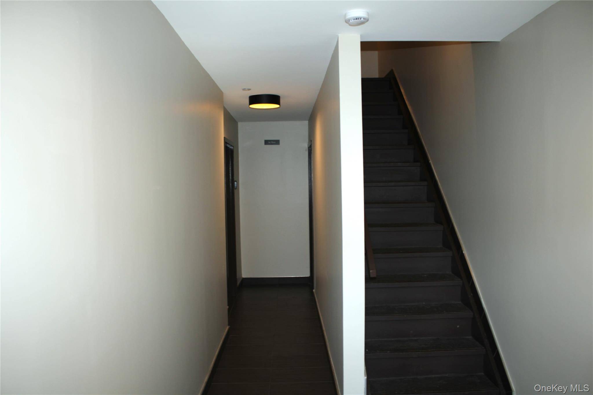 Edificio en Venta en Ozone Park - Nueva York - EE. UU. - 5