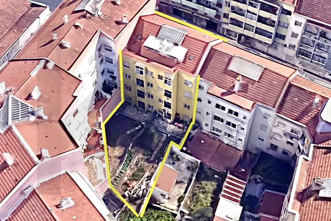 Prédio à Venda em Queluz - Lisboa - Portugal - 6