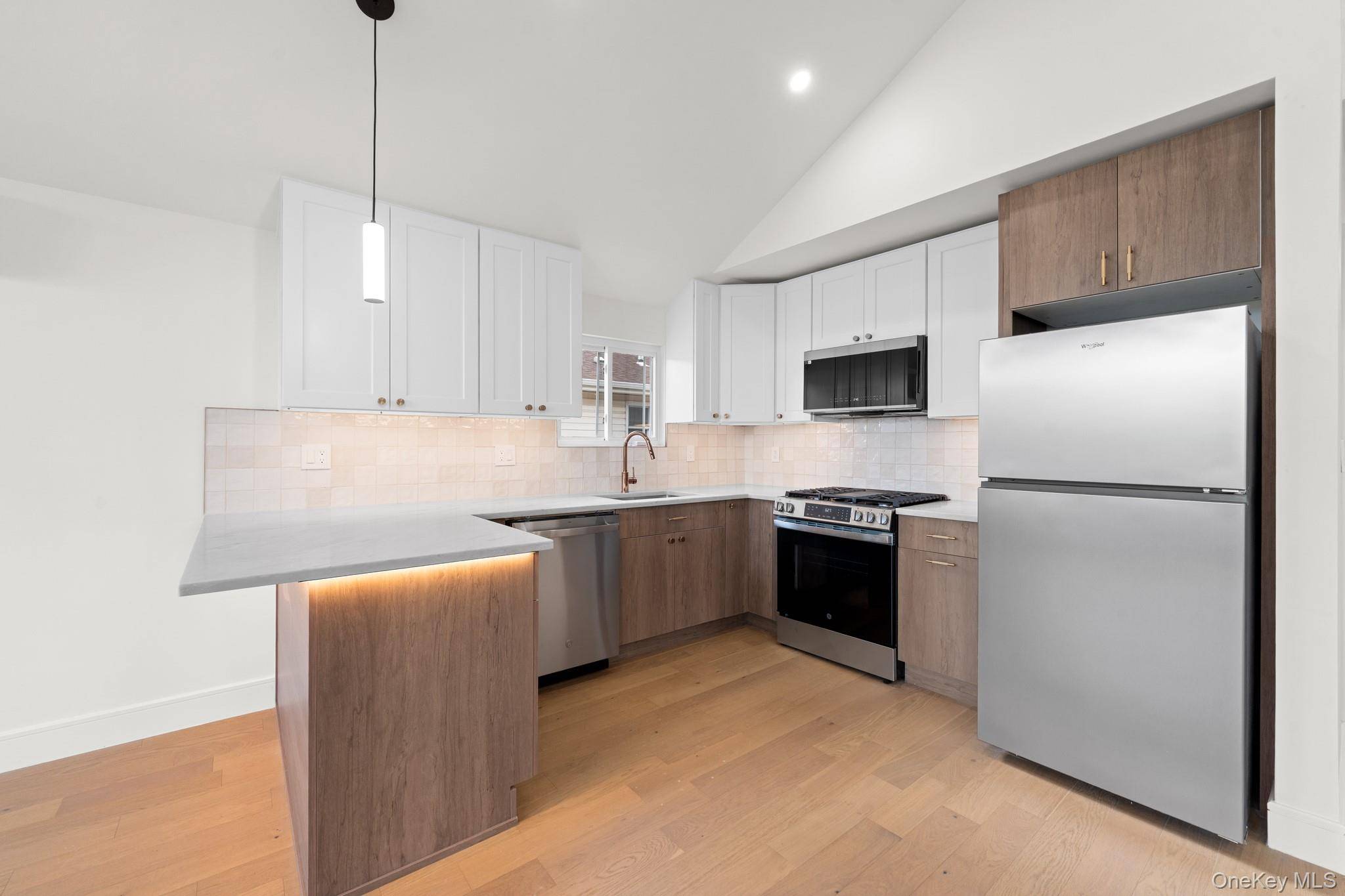 Edificio en Venta en Rosedale - Nueva York - EE. UU. - 3