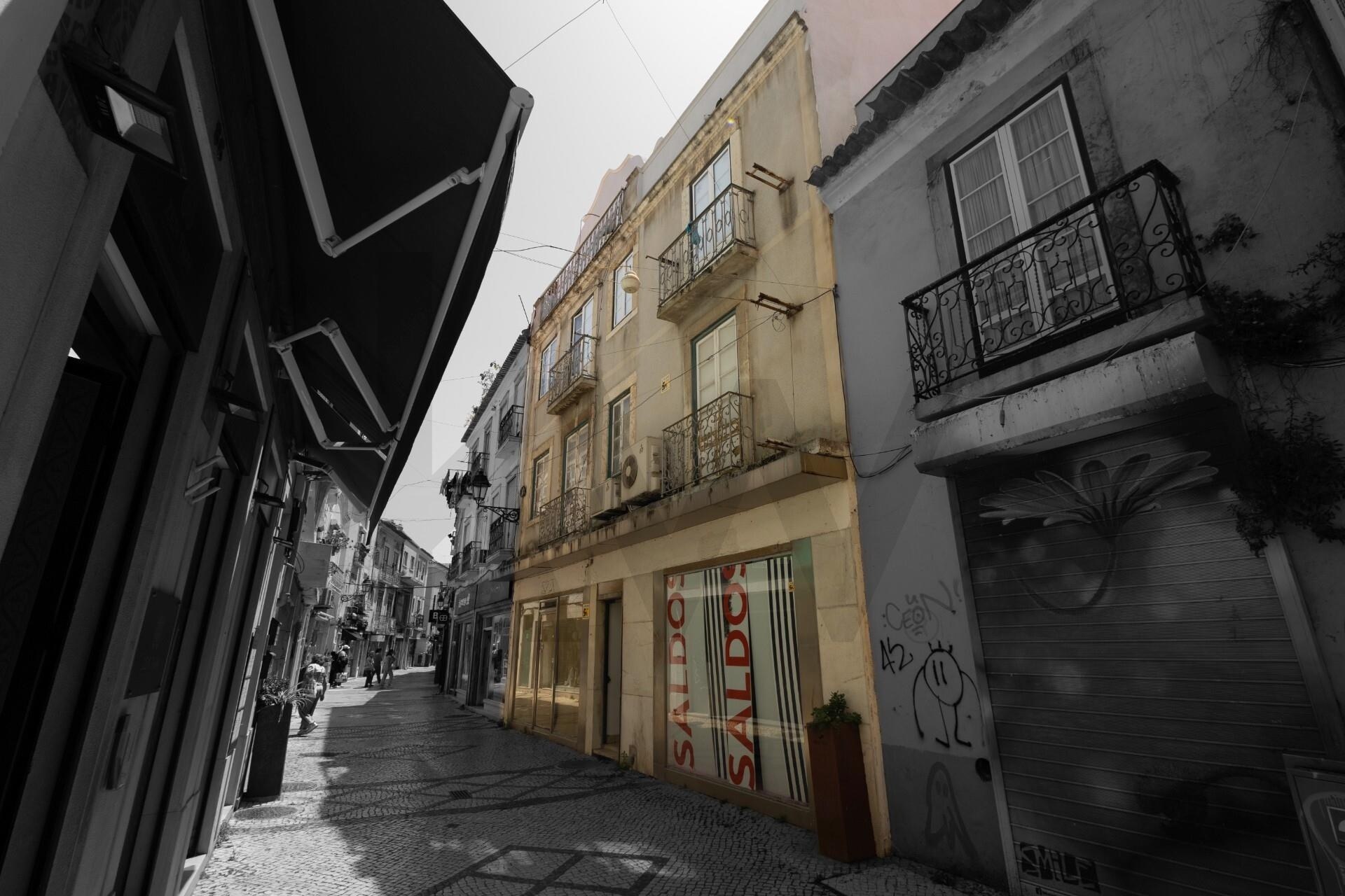 Prédio à Venda em Setúbal - Portugal - 2