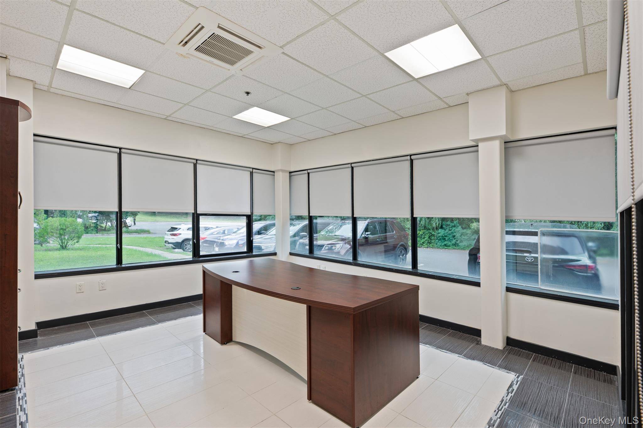 Edificio en Venta en Spring Valley - Nueva York - EE. UU. - 7