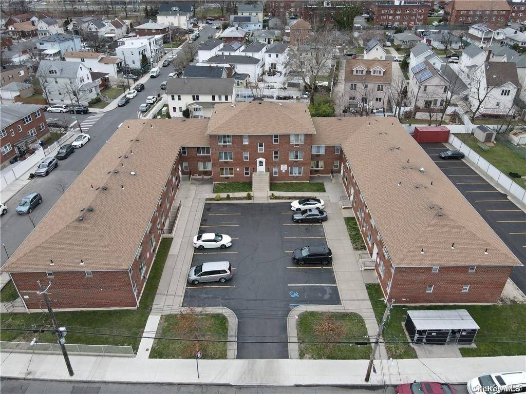 Edificio en Venta en Staten Island - NY - EE. UU. - 3
