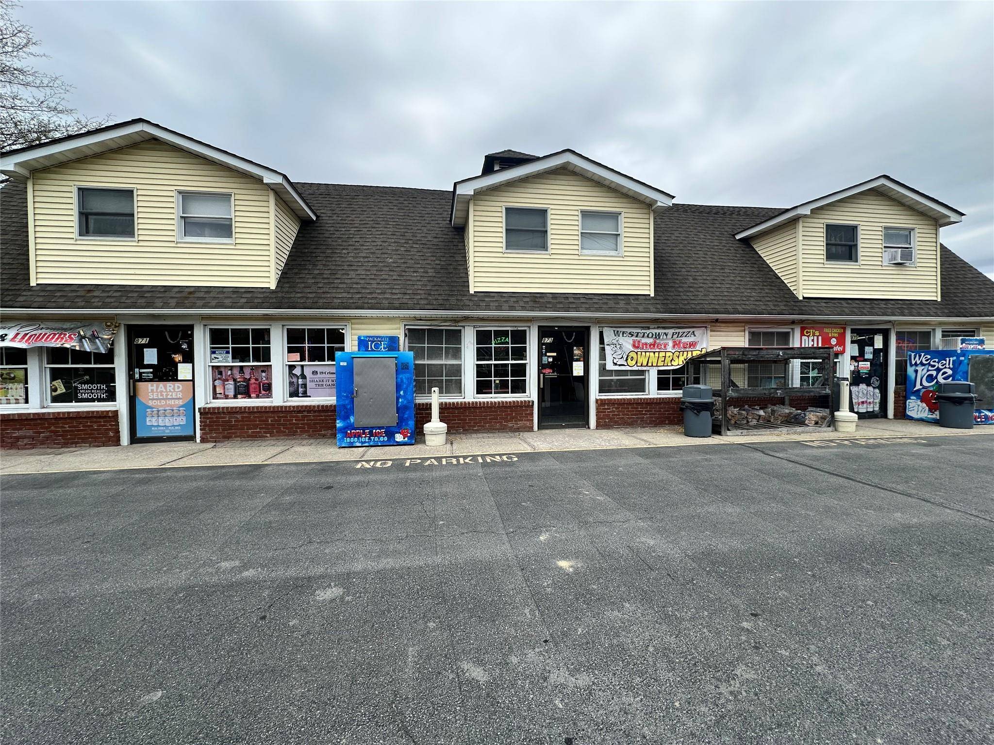 Building for Sale in Westtown - New York - USA - 4