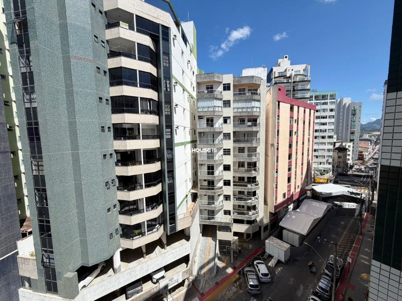 Apartamento de 2 Quartos à Venda no Centro - Guarapari - Espírito Santo - Brasil - 1