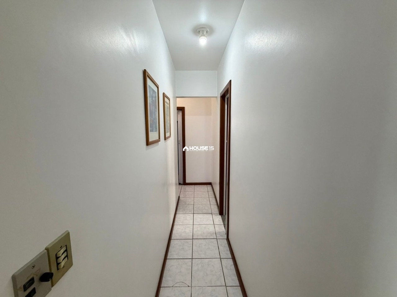 Apartamento de 2 Quartos à Venda no Centro - Guarapari - Espírito Santo - Brasil - 6