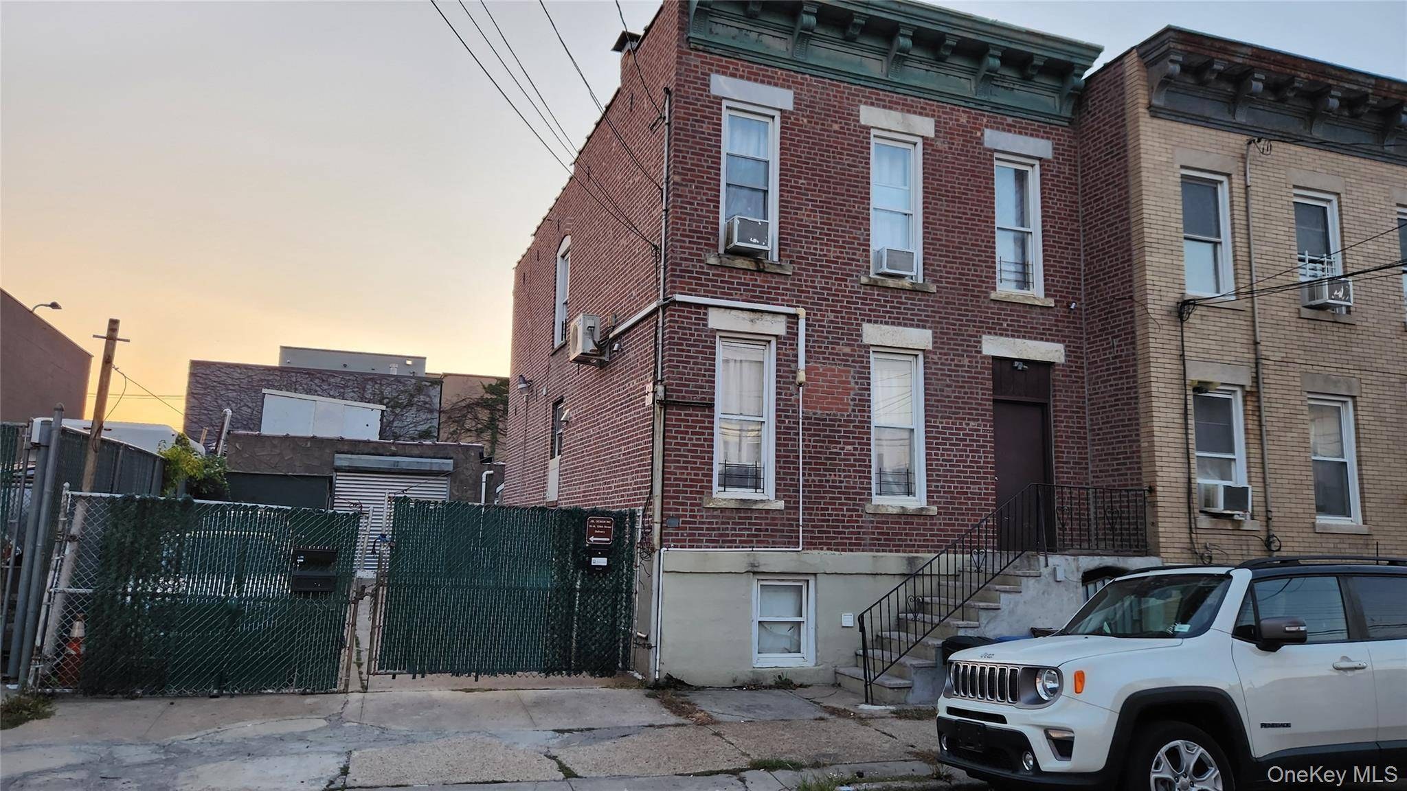 Immeuble multifamilial à vendre à College Point - New York - États-Unis - 1