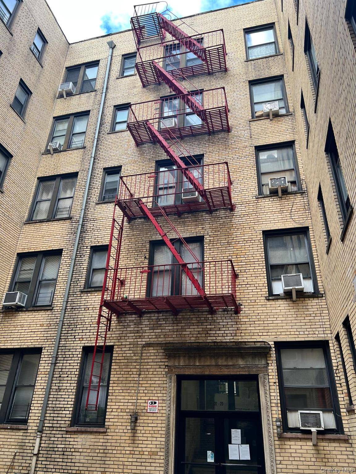 Property for Sale in Corona - NY - USA - 5