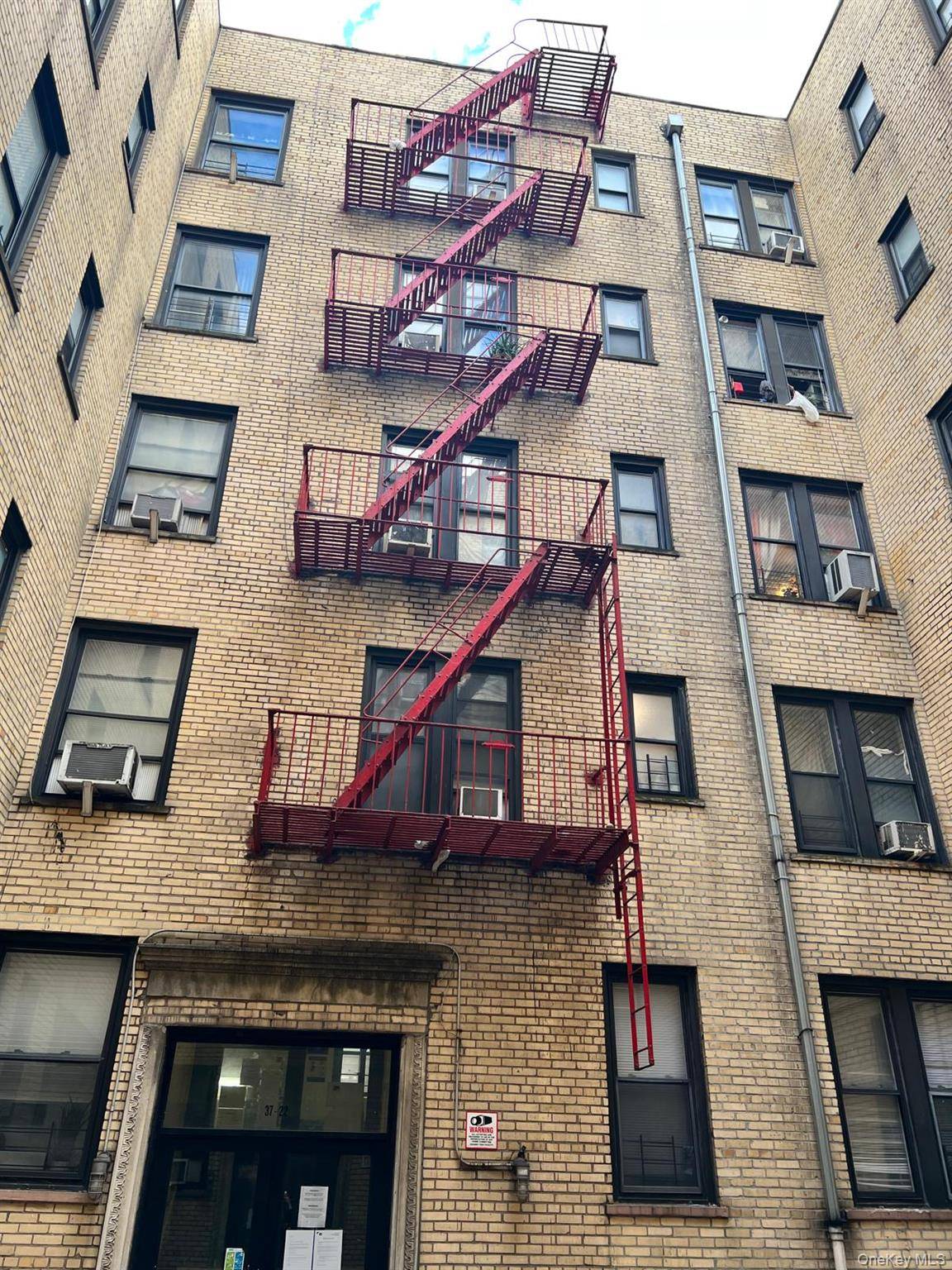Property for Sale in Corona - NY - USA - 6