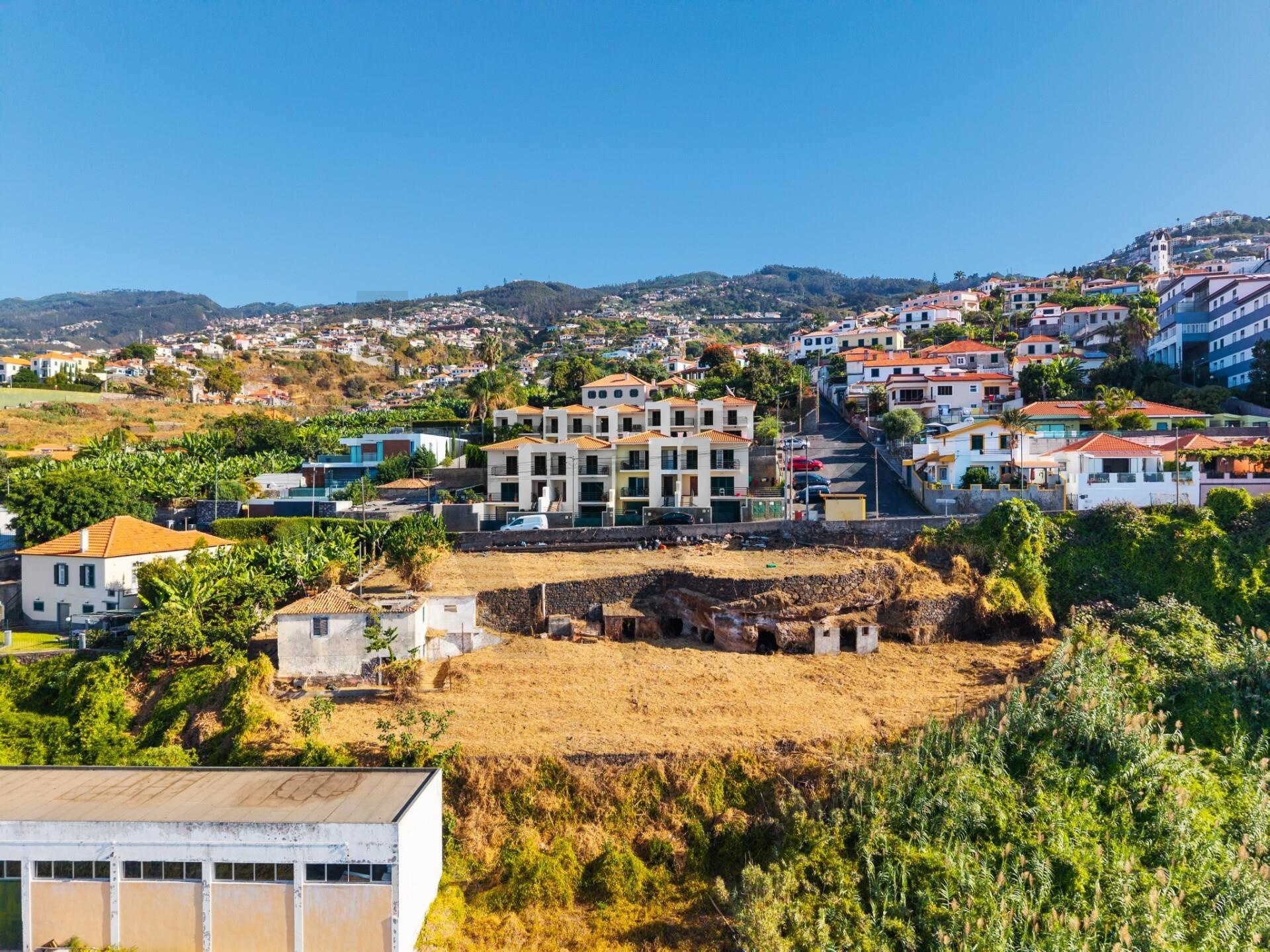 Property for Sale in Funchal - Madeira Island - Portugal - 1