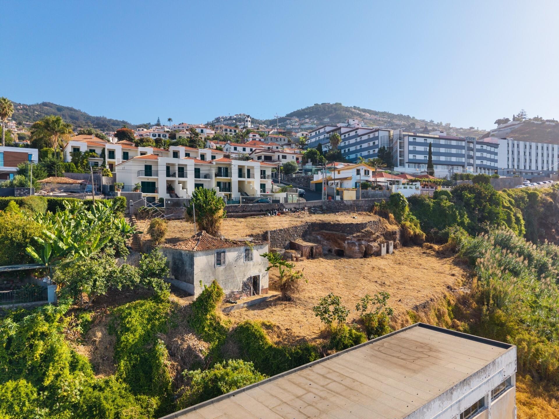 Property for Sale in Funchal - Madeira Island - Portugal - 8